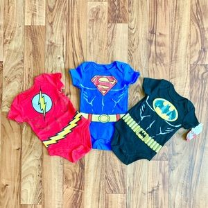Carter’s Justice league Super Heroes set of 3 onesies. Size 3-6 months.